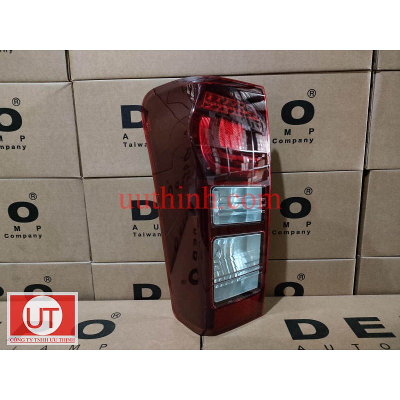 Đèn Hậu (Đèn Lái Sau) CÓ LED ISUZU D-MAX 2016- DEPO